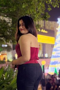 Komal high profile Escorts