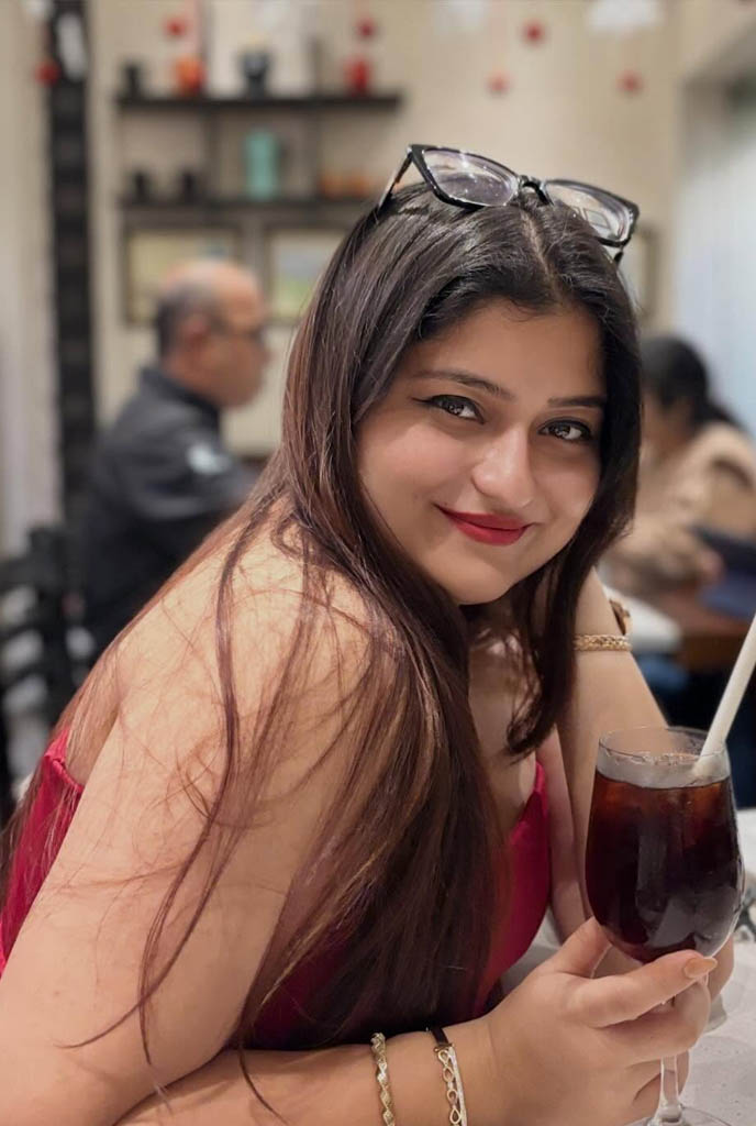 Komal high profile Escort