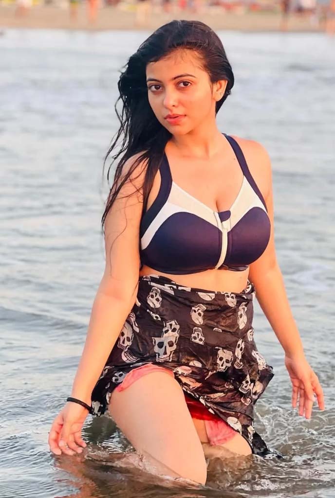 Mohini Indipendent Escorts