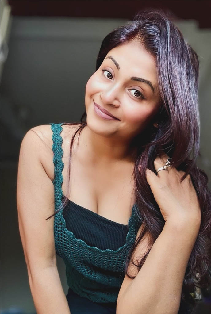 Mahi Bengali Escort
