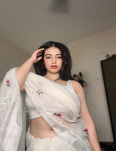 Best Reviewed Escorts Pooja