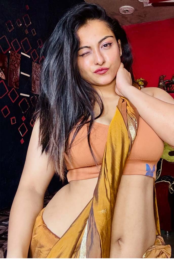 Anita Busty Escorts Provide Best Services